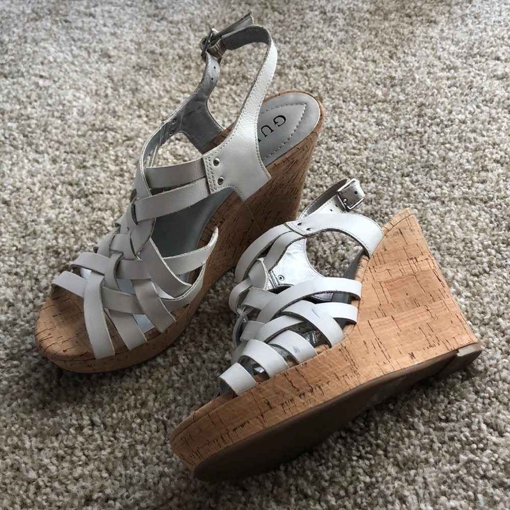 Guess wedges